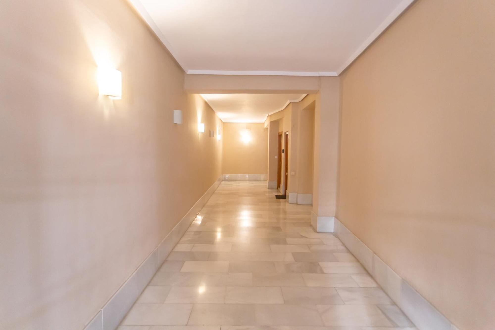 Tranquilo Apartamento En Plaza Cisneros Valencia Bagian luar foto
