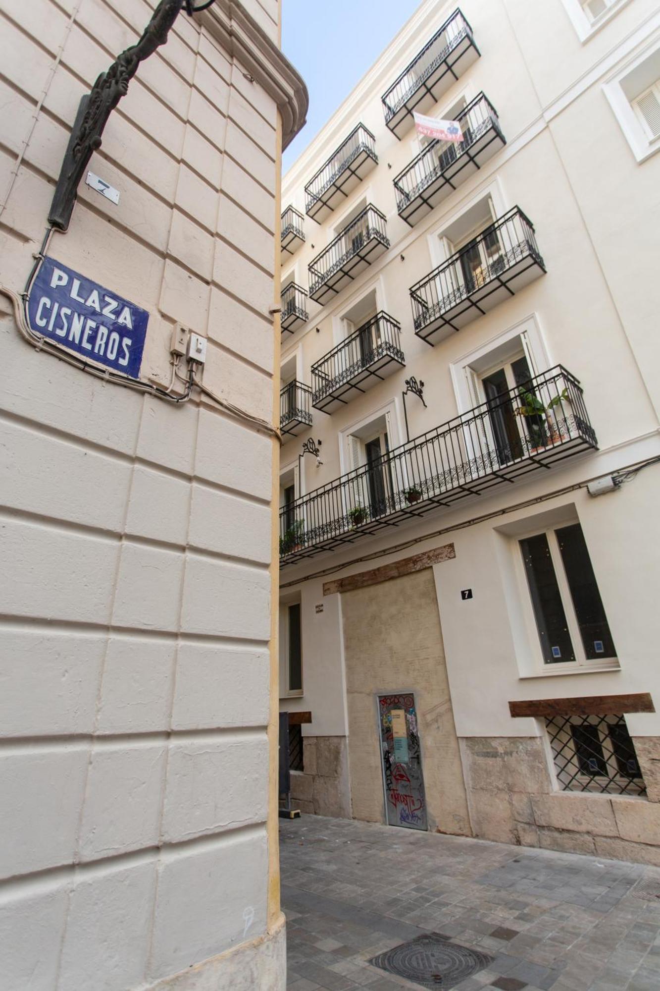 Tranquilo Apartamento En Plaza Cisneros Valencia Bagian luar foto